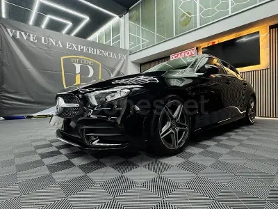Käytetty Mercedes A180 116 HP (85 kW) 2019 Musta Sedan
