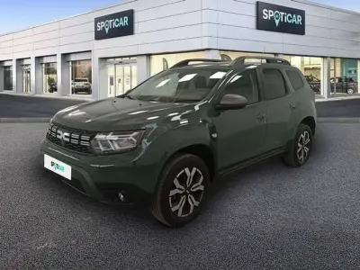 Begagnad Dacia Duster Journey 131 HK (96 kW) 2023 Grön SUV