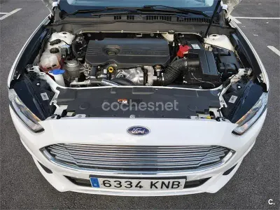 Usado Ford Mondeo Trend 120 CV (88 kW) 2018 Blanco Berlina