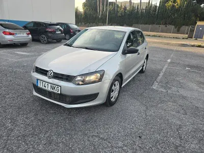 Usado VW Polo Advance 75 HP (55 kW) 2013 Cinzento Citadino