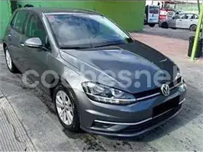 Usado VW Golf VII Edition 115 CV (84 kW) 2019 Gris / plata Familiar