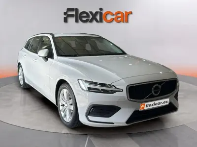 Usado Volvo V60 Kinetic 150 CV (110 kW) 2019 Blanco Familiar