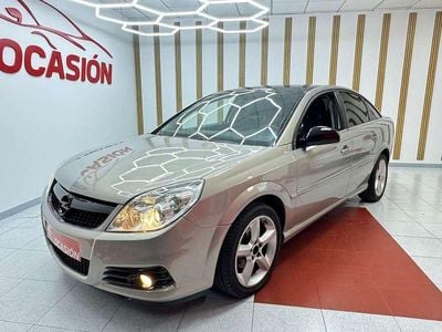 Usado Opel Vectra Elegance 150 CV (110 kW) 2005 Beige Berlina