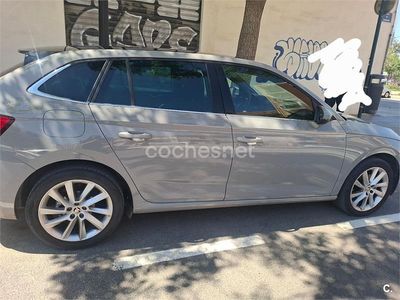 Usado Skoda Scala Style 110 CV (80 kW) 2022 Blanco Utilitario