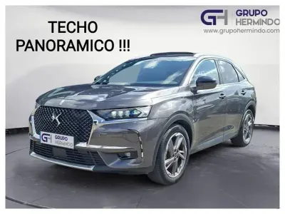 Usado DS Automobiles DS7 Crossback So Chic 300 CV (220 kW) 2021 Gris / plata SUV