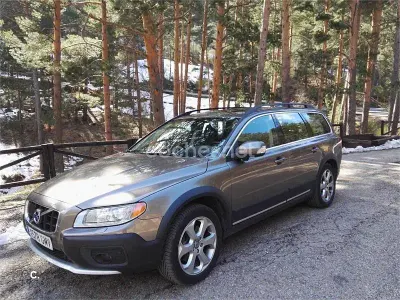 Usado Volvo XC70 Momentum 304 CV (223 kW) 2009 Marrón Familiar
