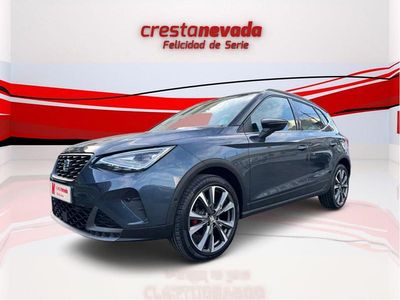 Usado Seat Arona FR 115 CV (84 kW) 2025 Gris SUV