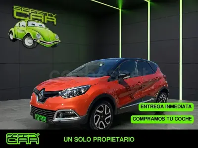 Usado Renault Captur Zen 90 CV (66 kW) 2016 Naranja SUV