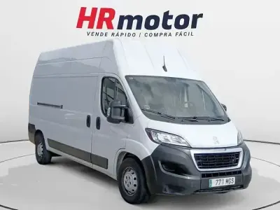 Usado Peugeot Boxer S 140 CV (102 kW) 2023 Blanco Van