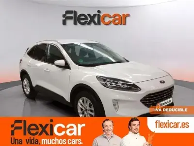 Usado Ford Kuga Titanium 150 HP (110 kW) 2023 Branco SUV