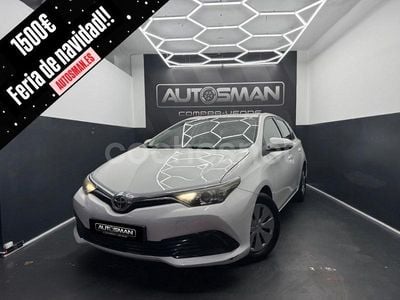 Blanco Usado 2017 Toyota Auris Active Berlina | 10.990 € (Precio justo)