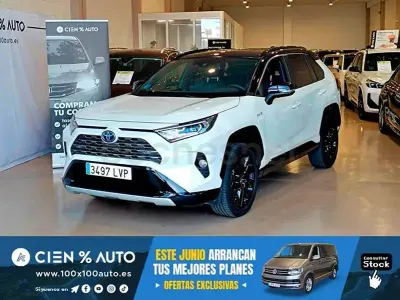 Usado Toyota RAV4 Hybrid Style 218 CV (160 kW) 2021 Blanco SUV