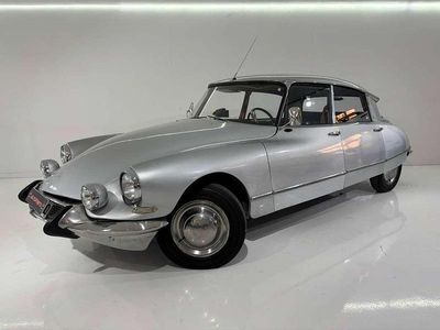 Usado Citroën DS 83 CV (61 kW) 1965 Gris Berlina