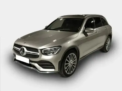 Usado Mercedes GLC200 AMG line 163 CV (119 kW) 2021 Gris / plata SUV
