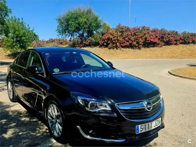 Usado Opel Insignia Excellence 136 CV (100 kW) 2017 Negro Berlina