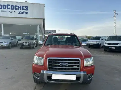 Usado Ford Ranger Wildtrack 156 CV (114 kW) 2008 Granate Pickup/Camioneta