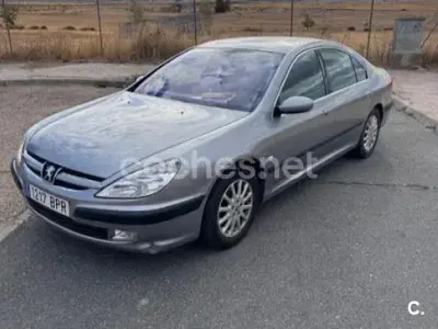 Usado Peugeot 607 160 CV (117 kW) 2001 Gris / plata Berlina