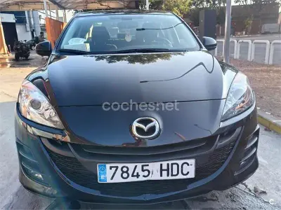 Usado Mazda 3 Active 109 CV (80 kW) 2011 Negro Berlina