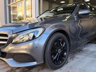 Usado Mercedes C220 170 HP (125 kW) 2017 Cinzento Carrinha