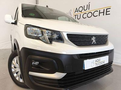 Usado Peugeot Rifter Active 100 CV (73 kW) 2021 Blanco Monovolumen