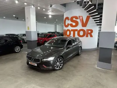 Usado Volvo V60 R-Design 340 CV (250 kW) 2021 Gris Familiar