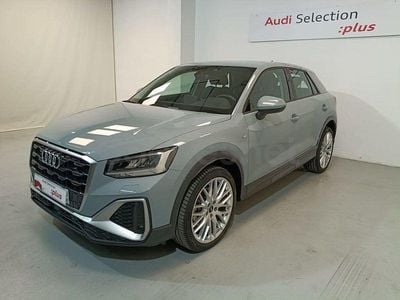 Usado Audi Q2 S-Line 116 CV (85 kW) 2022 Gris / plata SUV