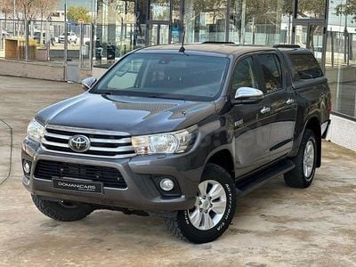 Usado Toyota HiLux 150 CV (110 kW) 2018 Gris / plata Pickup/Camioneta