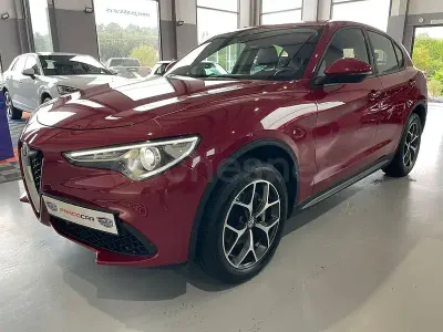 Usado Alfa Romeo Stelvio Executive 280 CV (205 kW) 2020 Rojo SUV