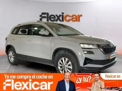 Usado Skoda Karoq 150 CV (110 kW) 2024 Gris SUV
