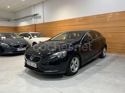 Usado Volvo V40 Momentum 115 CV (84 kW) 2015 Negro Berlina