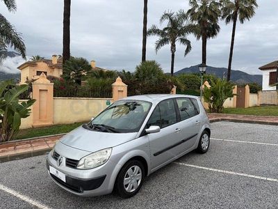 Begagnad Renault Scénic II Dynamique 110 HK (80 kW) 2006 Grå Minibuss
