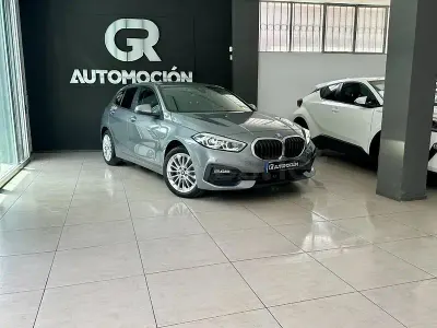 Usado BMW 116 116 CV (85 kW) 2023 Gris / plata Utilitario