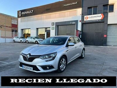 Gris Usado 2019 Renault Mégane IV Business Utilitario | 12.999 € (Precio justo)