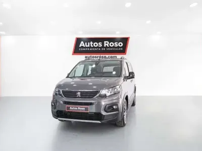 Usado Peugeot Rifter GT 131 CV (96 kW) 2023 Gris Monovolumen