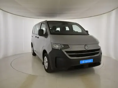 Usado VW Caravelle 110 CV (80 kW) 2025 Gris/plata Van