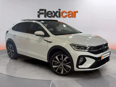 Begagnad VW Taigo R-line 150 HK (110 kW) 2022 Vit SUV