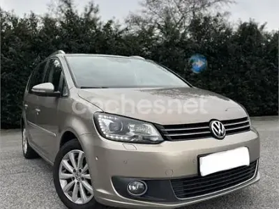Begagnad VW Touran Sportline 177 HK (130 kW) 2013 Beige Minibuss