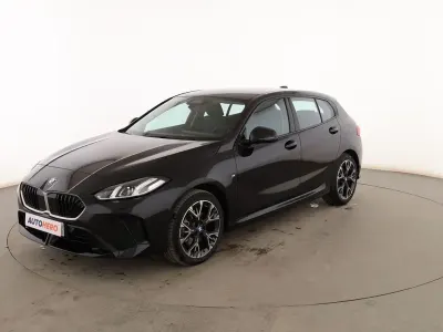 Usado BMW 120 M Sport 163 CV (119 kW) 2025 Negro Utilitario