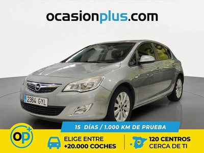 Usado Opel Astra Enjoy 125 CV (91 kW) 2010 Plateado Utilitario