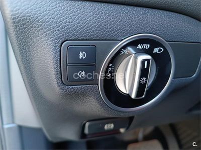 Negro Usado 2015 Mercedes GLA220 Urban SUV | 24.000 €