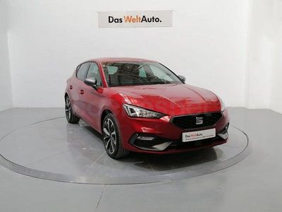 Usado Seat Leon FR 204 CV (150 kW) 2024 Rojo Berlina