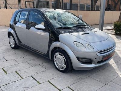 Usado Smart ForFour Pulse 109 CV (80 kW) 2006 Negro Utilitario