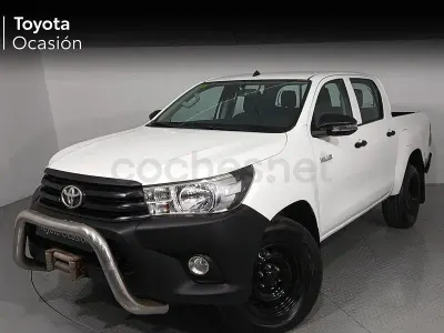 Käytetty Toyota HiLux 150 HP (110 kW) 2020 Valkoinen Nouto