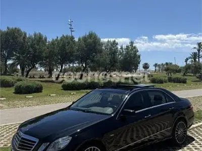 Usado Mercedes E350 Elegance 231 CV (169 kW) 2010 Negro Berlina