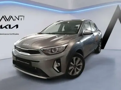 Usado Kia Stonic 101 CV (74 kW) 2024 SUV