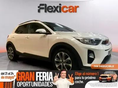 Usado Kia Stonic 120 CV (88 kW) 2019 Blanco SUV