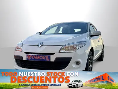 Usado Renault Mégane III 110 CV (80 kW) 2010 Blanco Berlina