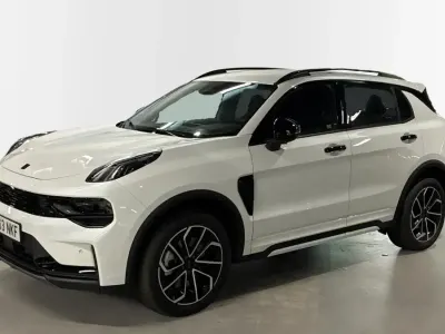 Usado Lynk & Co 01