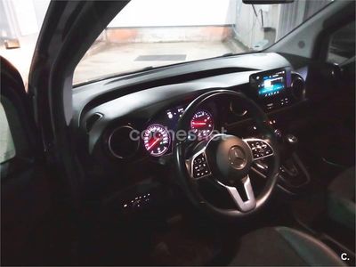 Mercedes T180