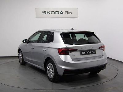 Gris plata Usado 2022 Skoda Fabia Active | 13.990 € (Precio justo)